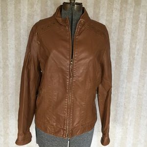 Big Chill Vintage Faux Leather Jacket. Nice looking jacket.